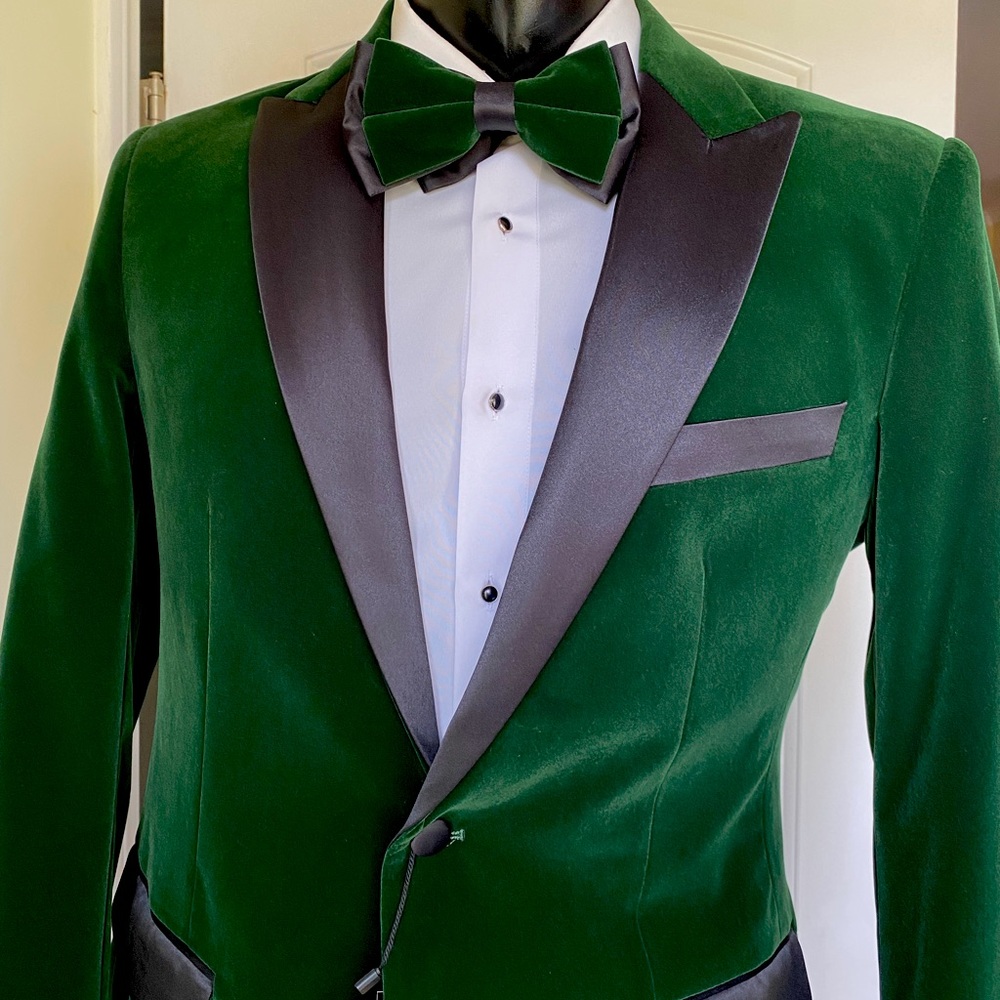 NWOT NEW without tags Green Velvet Alberto Nardoni Jacket with bow tie